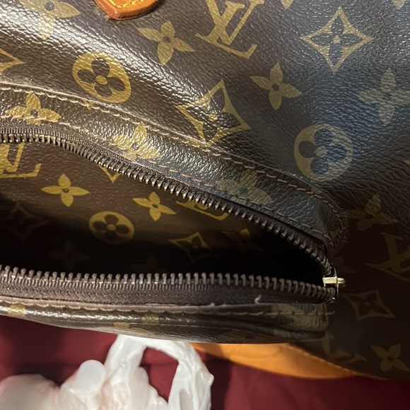 LV Montsouris gm backpack - Picture 5 of 5